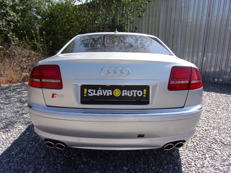 Audi S8 5.2V10 331kW CERAMIC  TOP CENA - fotka 6 z 25