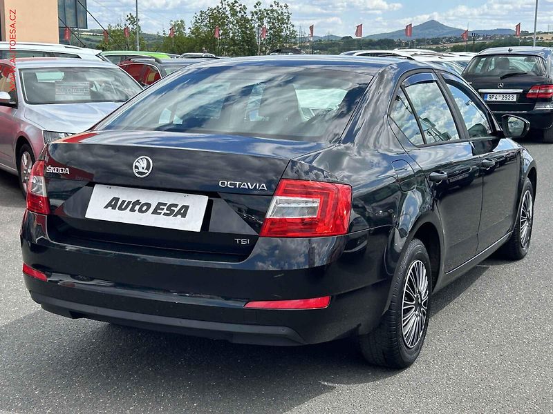 Škoda Octavia (2014) 1.2 TSI, ČR, servis.kniha, AC - fotka 4 z 16
