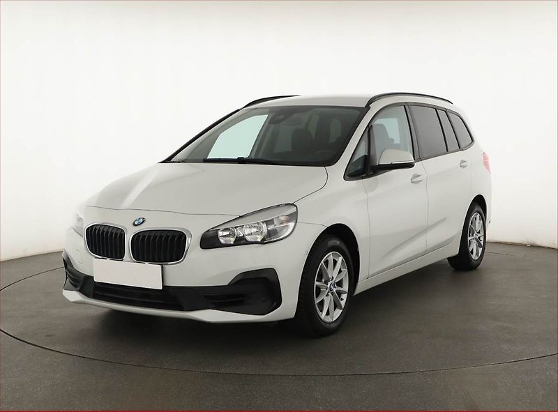 BMW Řada 2 (2018) 218i Gran Tourer, Automat - fotka 2 z 20