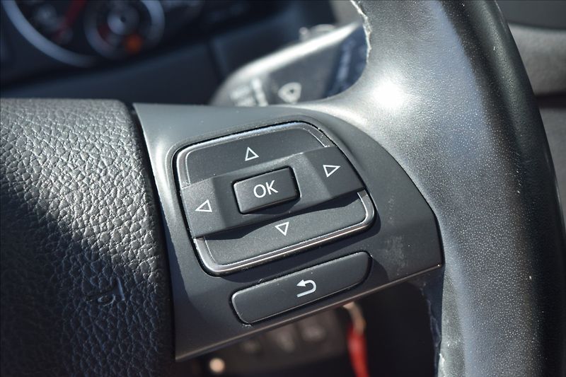 Volkswagen Golf Plus 1,4 i 59KW VÝHŘEV NAVI ALU - fotka 35 z 46