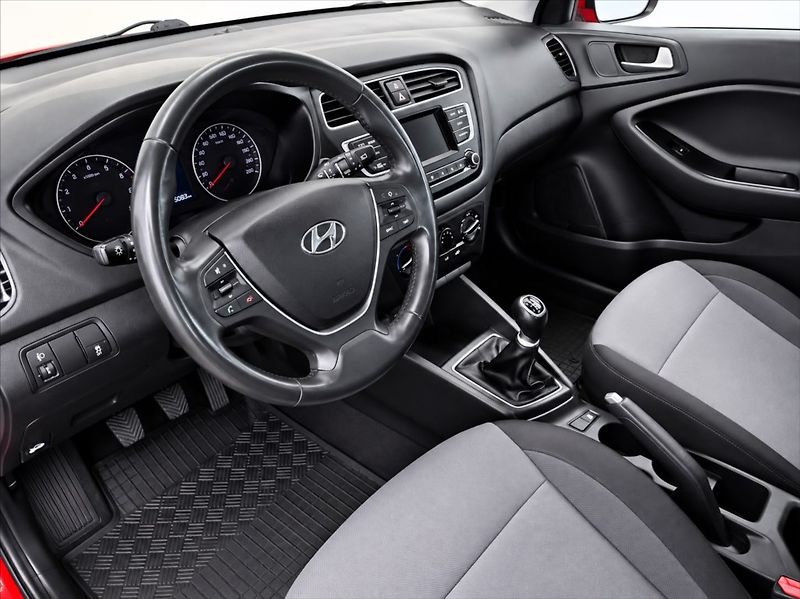 Hyundai i20 1,3 1.MAJ,CZ, NOVÁ SPOJKA/ - fotka 11 z 13