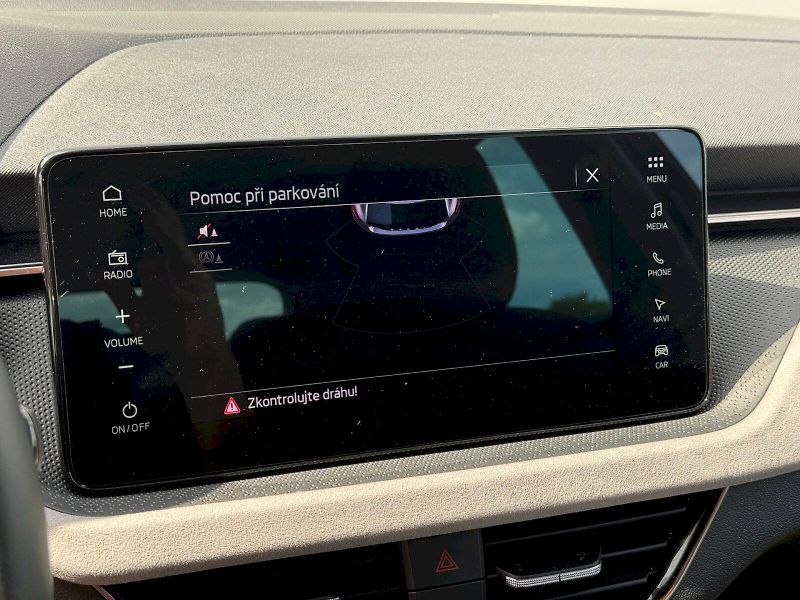 Škoda Scala (2025) 1.0 TSI 85 kW DSG TopSelection - fotka 20 z 25