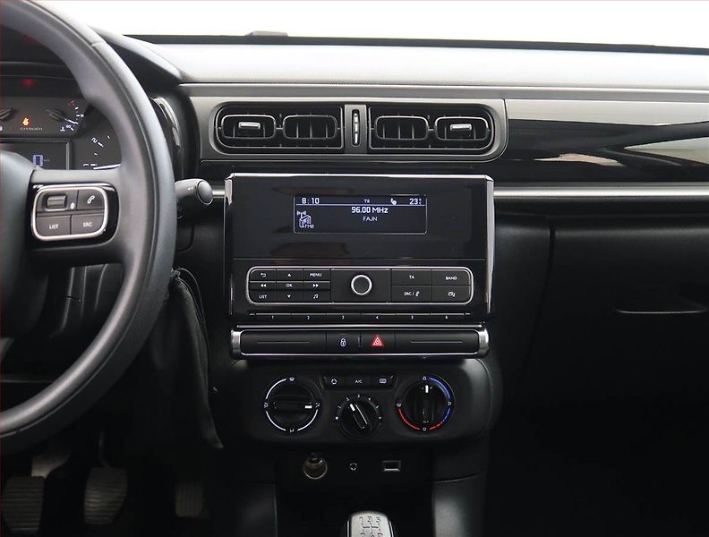 Citroën C3 (2017) Feel 1.2 PureTech, Tempomat - fotka 12 z 19