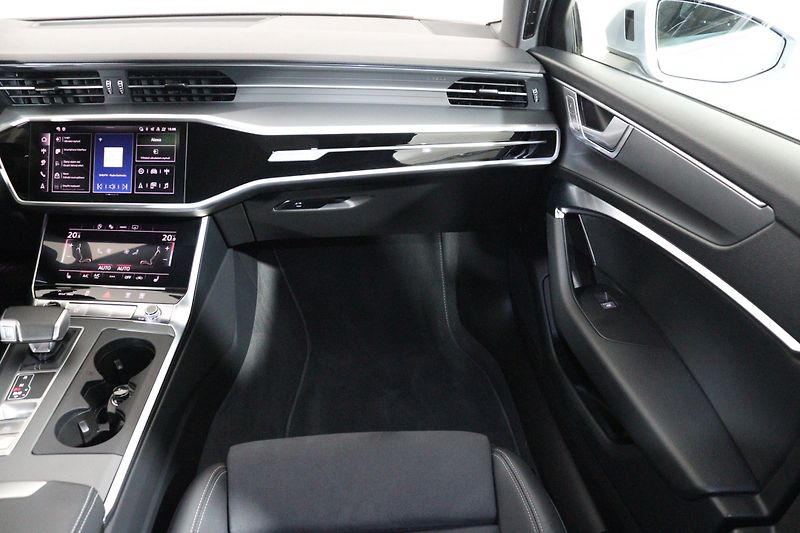 Audi A6 Avant Sline 50 TDI quattro tiptronic - fotka 21 z 25