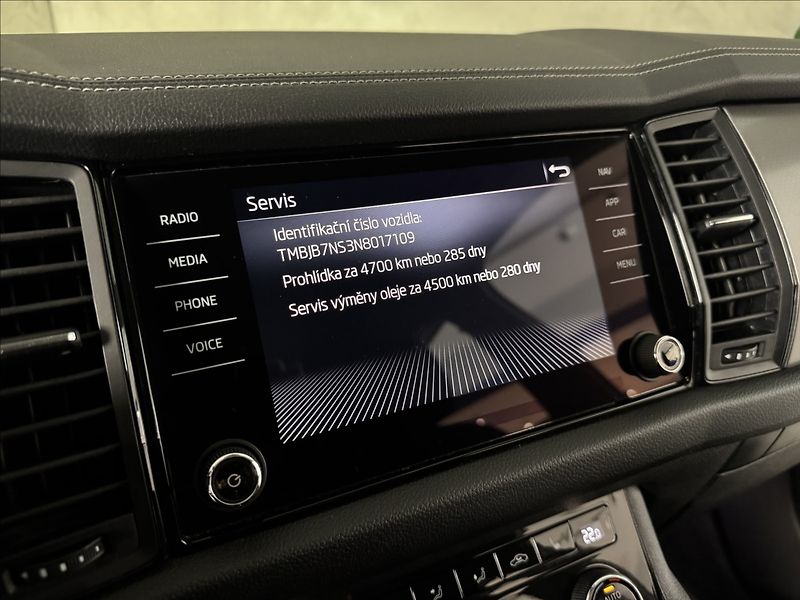 Škoda Kodiaq 1,5 TSi  DSG Clever LED Matrix - fotka 36 z 45