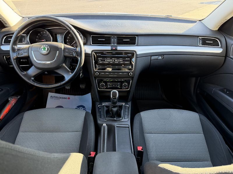 Škoda Superb II 2,0 TDi/103kW - Klima,ESP,. - fotka 28 z 71
