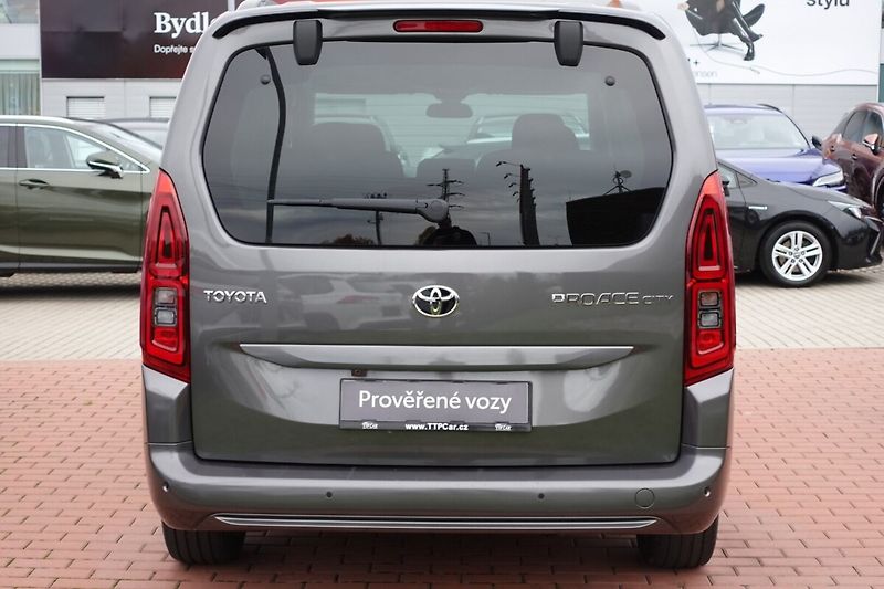 Toyota ProAce City Verso 1.5 D4-D 130 - 6 MT Long 5D Fa - fotka 5 z 32