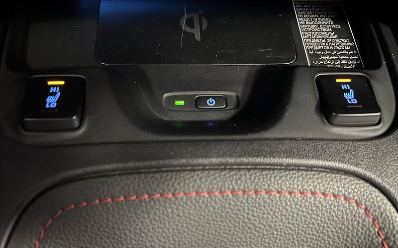 Toyota Corolla 2,0 Hybrid AT SELECTION - fotka 6 z 17