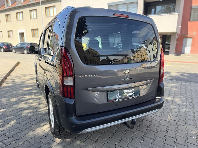 Peugeot Rifter (2019) 1.5 HDi - fotka 5 z 24
