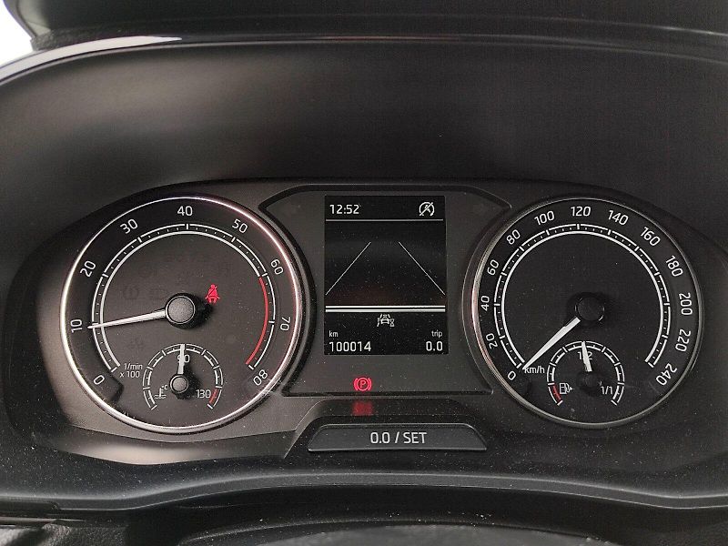 Škoda Fabia (2023) Active plus 1,0 Tsi 70Kw - fotka 7 z 30