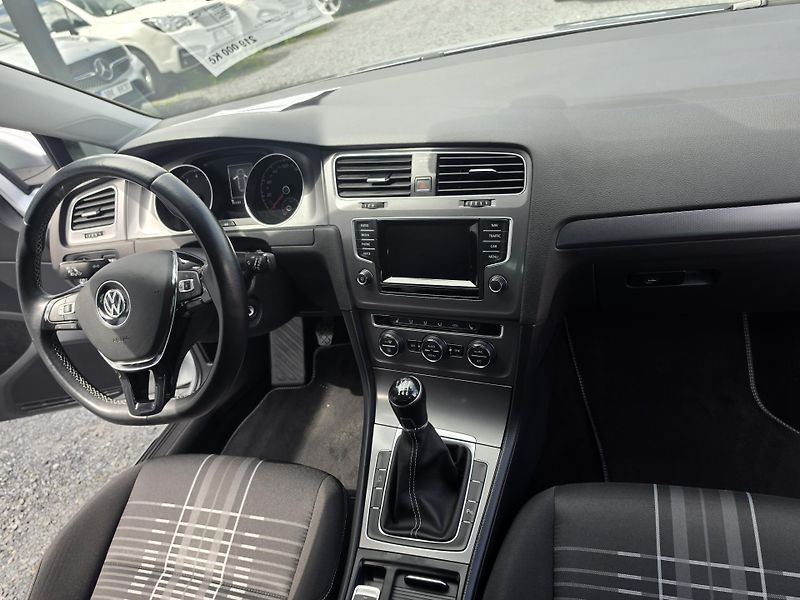 Volkswagen Golf Variant 1.4 TSi Lounge  - fotka 14 z 14