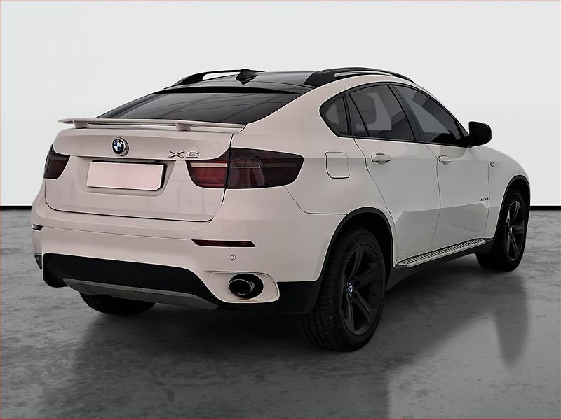 BMW X6 (2014) xDrive30d, 4X4, Automat - fotka 5 z 22