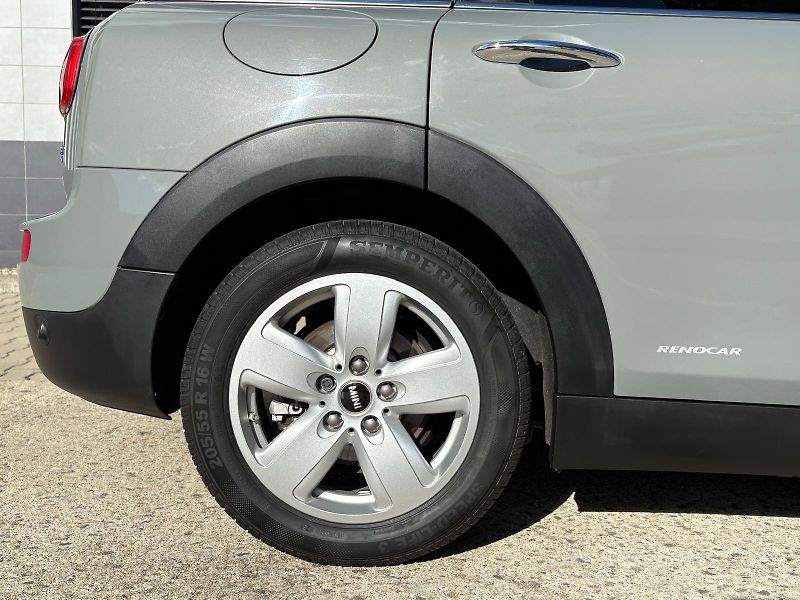 Mini Clubman Cooper 1.5i 100 kW Moonwalk,ČR - fotka 10 z 51