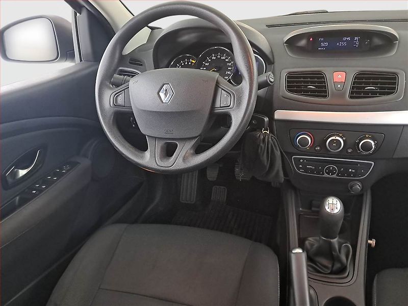 Renault Fluence (2010) 1.6 16V, po STK, servisované - fotka 7 z 22