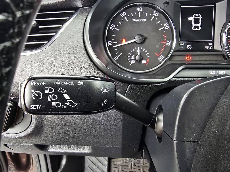 Škoda Octavia 1.4TSI NAVI XENON KŮŽE 1Majite - fotka 14 z 26