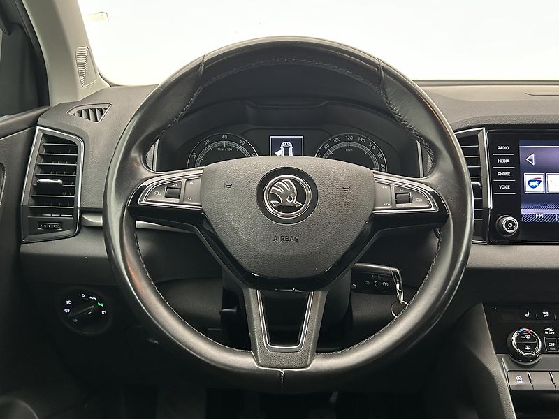 Škoda Karoq 1.5 TSI Ambition - fotka 15 z 25