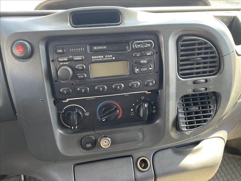 Ford Transit 2,4 TDDi 92kW*ČR* - fotka 14 z 25