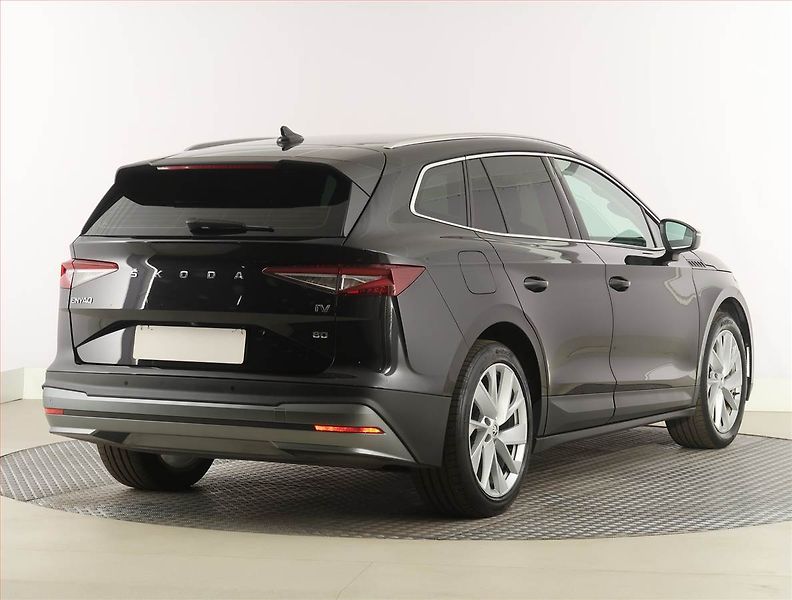 Škoda Enyaq (2023) Suite iV 80 (82 kWh), SoH 94% - fotka 5 z 29