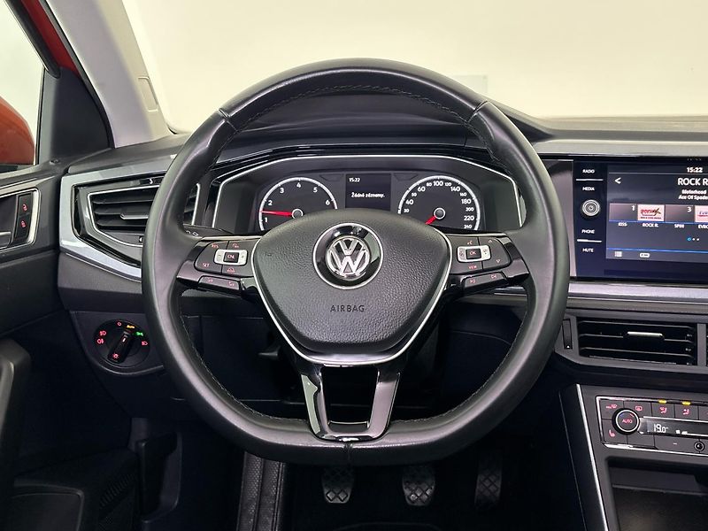 Volkswagen Polo Highline - fotka 18 z 27