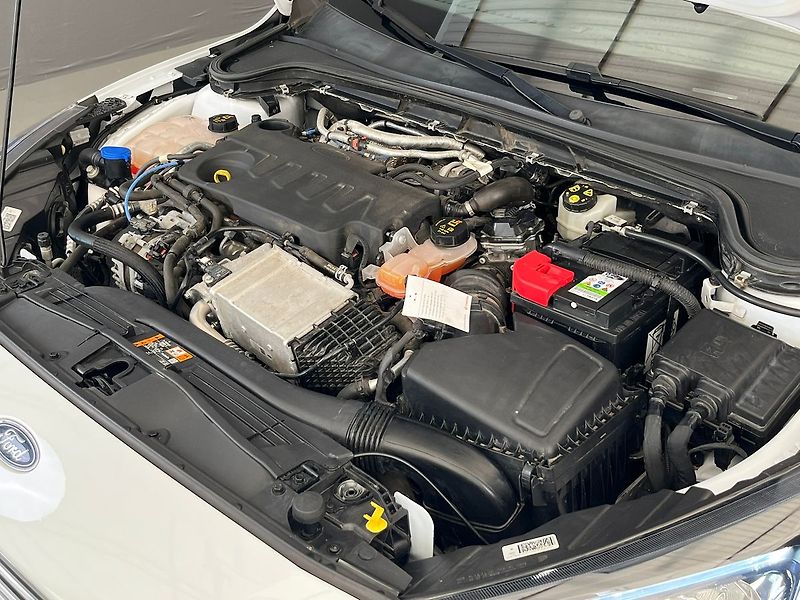 Ford Focus 2.0 EB Titanium manuál 110kW - fotka 40 z 76