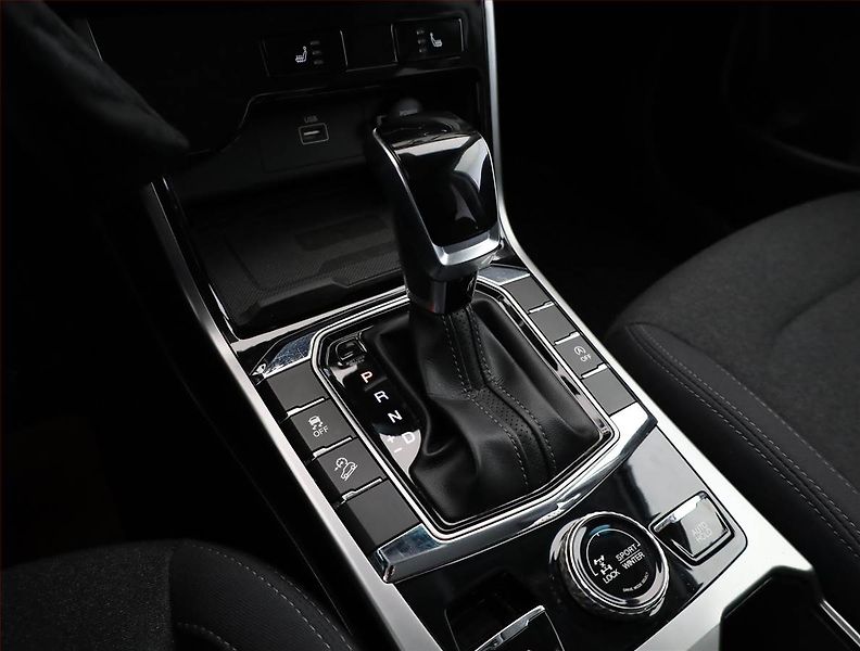 SsangYong Korando (2024) 1.5 T-GDI - fotka 11 z 18