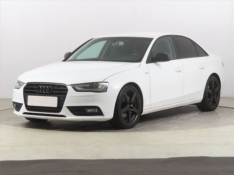 Audi A4 (2013) 2.0 TDI, Automat, Xenony - fotka 2 z 19