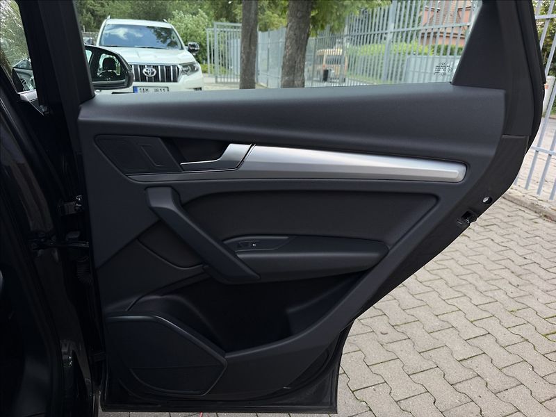 Audi Q5 40TDI Quttro - fotka 23 z 25