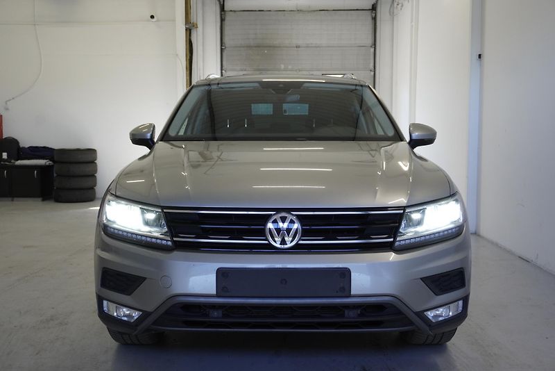Volkswagen Tiguan (2016) 2.0TDi - 140 kW HIGHLINE 4x4 - fotka 2 z 31