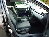 Volkswagen Passat 1,6 TDI Serviska, TOP STAV !!! - náhled 26