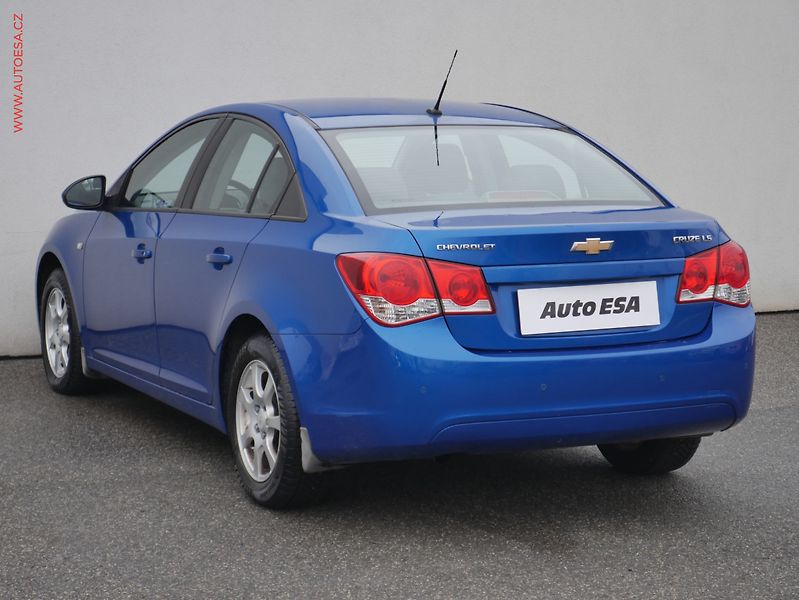 Chevrolet Cruze (2009) 2.0D, ČR, autoAC, temp - fotka 6 z 16