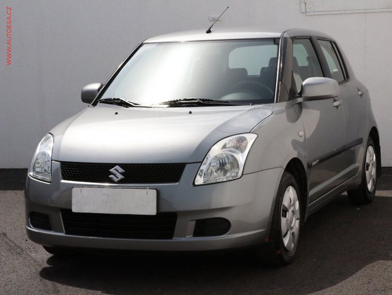 Suzuki Swift (2009) 1.3i, ČR, servis.kniha, AC - fotka 3 z 3