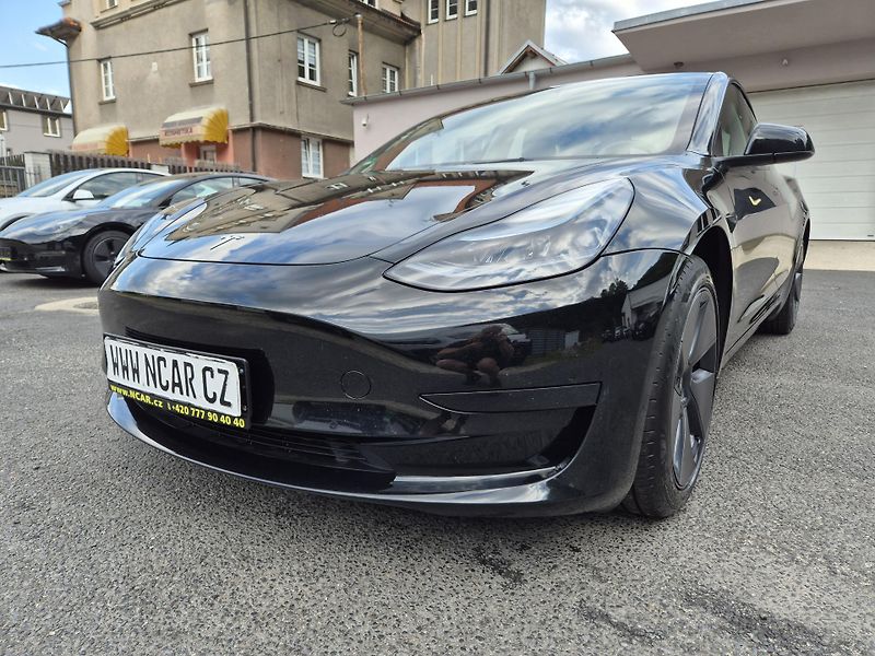 Tesla Model 3 STANDART RANGE 208kw SOH 94% - fotka 47 z 49