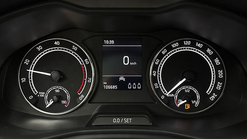 Škoda Scala 1.0 TSI Style - fotka 10 z 26