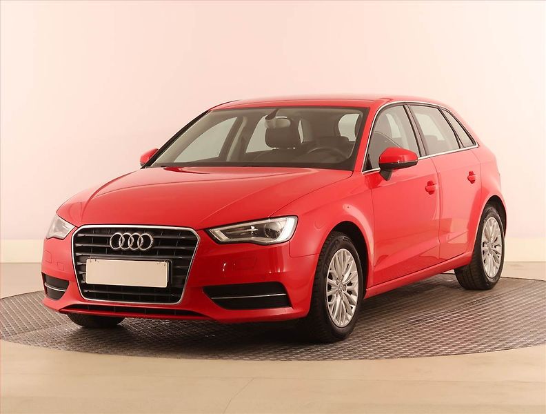Audi A3 (2014) 1.2 TFSI, Kůže, Bi-Xenony - fotka 2 z 18