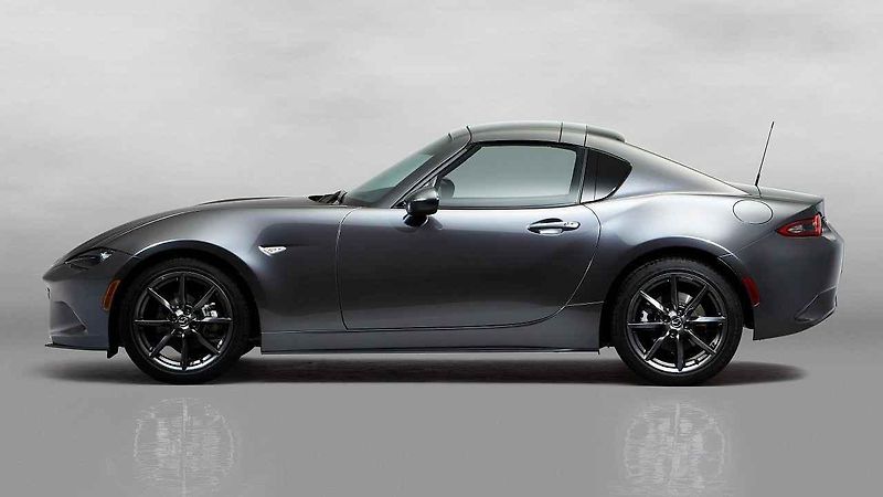 Mazda MX-5 RF.