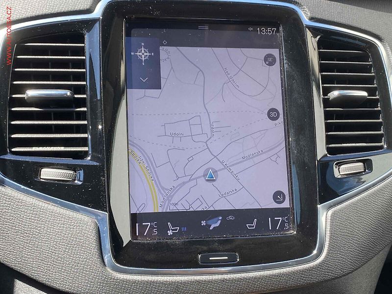 Volvo XC90 (2016) 2.0 D5 4x4, ČR, AT, LED - fotka 14 z 16