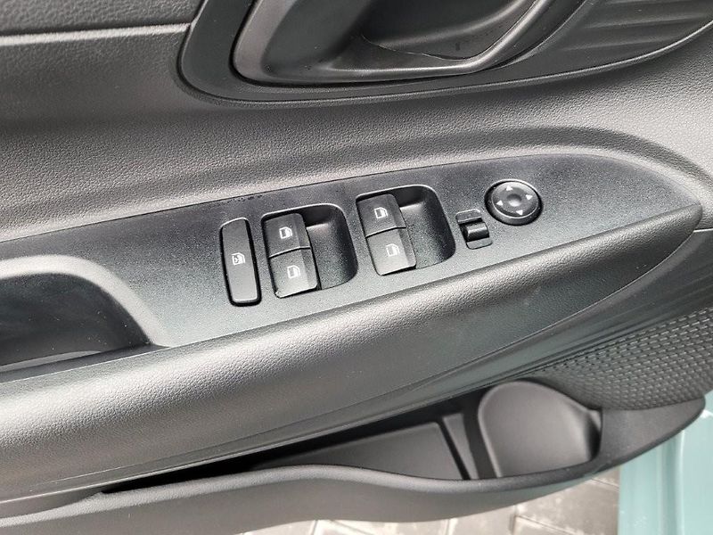 Hyundai i20 (2025)  1,0 TGDI 66kW GO  - fotka 14 z 27