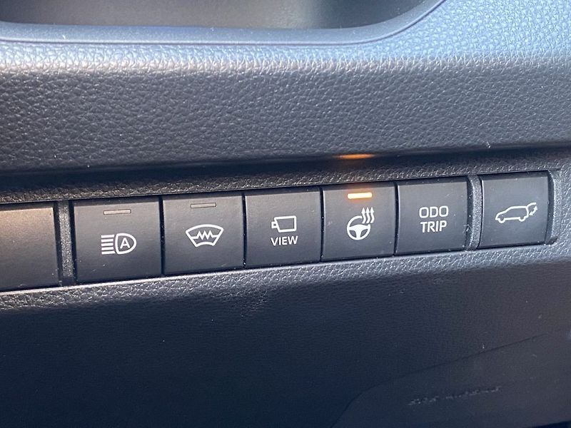Toyota RAV4 2.5Plug-in, ČR, Selection, 4x4 - fotka 14 z 17