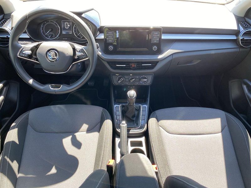 Škoda Fabia (2021) 1.0 TSI Ambition Plus - fotka 5 z 27