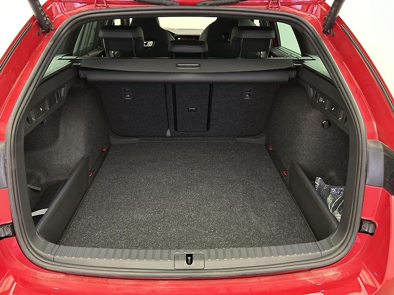 Škoda Octavia 1.5 TSI SportLine - fotka 24 z 28