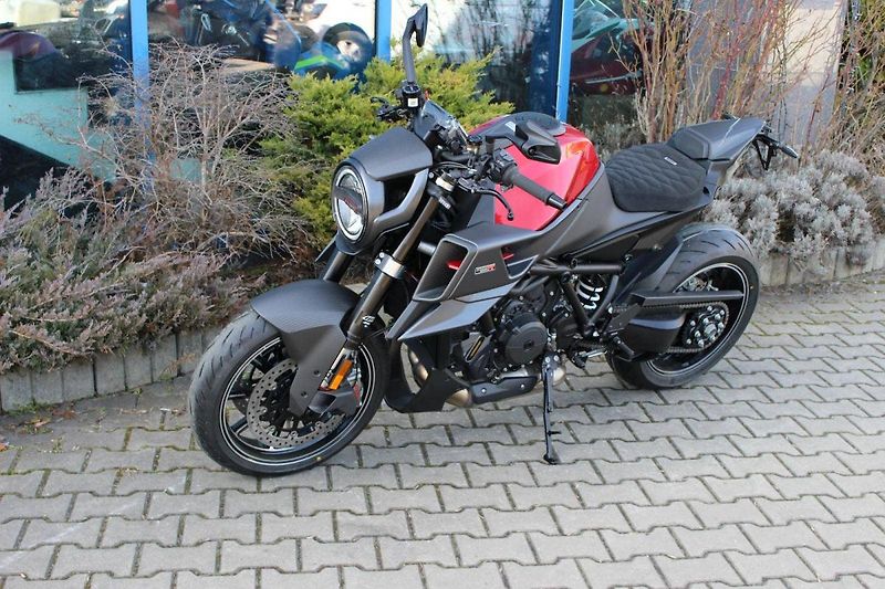 KTM 1290 Super Duke R (2022) BRABUS 2022 TOP - fotka 12 z 14