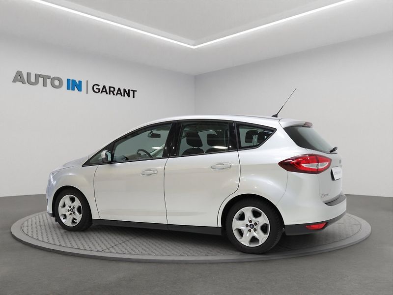 Ford C-MAX (2016) 1.maj, pravidelný servis, ČR - fotka 7 z 20