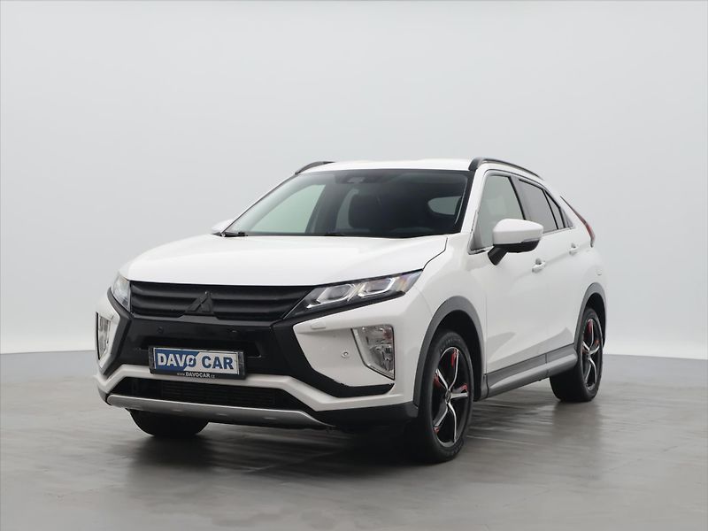 Mitsubishi Eclipse Cross 1.5 T-MIVEC 120kW Intense CVT - fotka 3 z 39