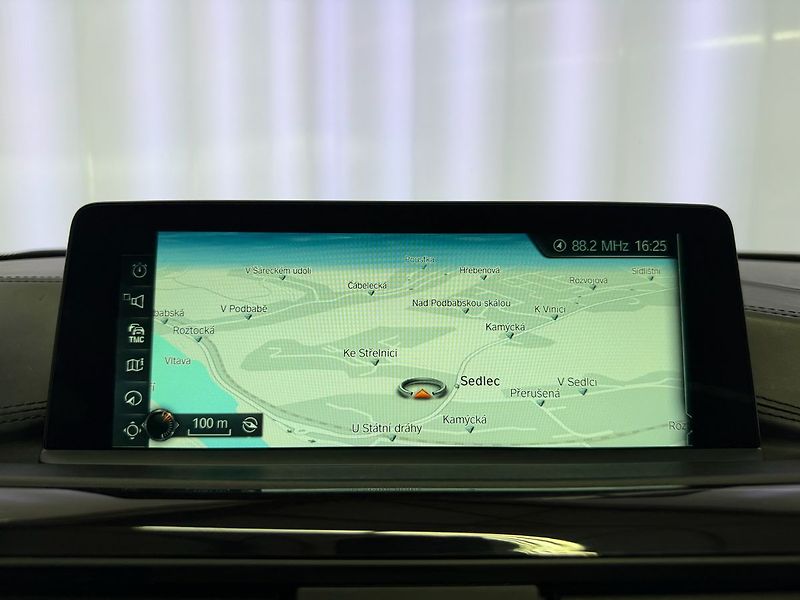 BMW Řada 4 i xDrive GC M-SPORT, EL. ŠÍBR, - fotka 14 z 33