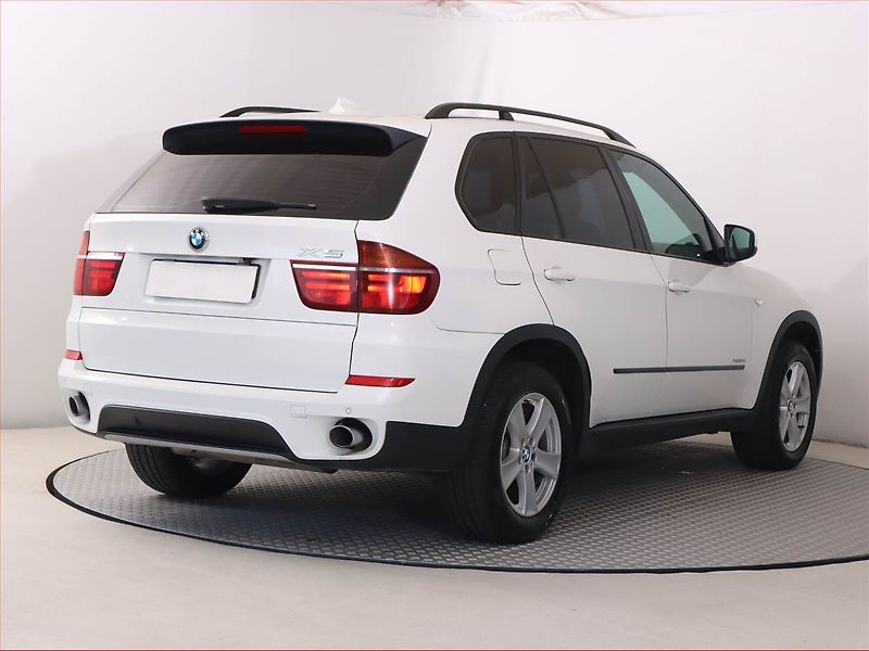 BMW X5 (2013) xDrive30d, 4X4, Automat - fotka 5 z 20