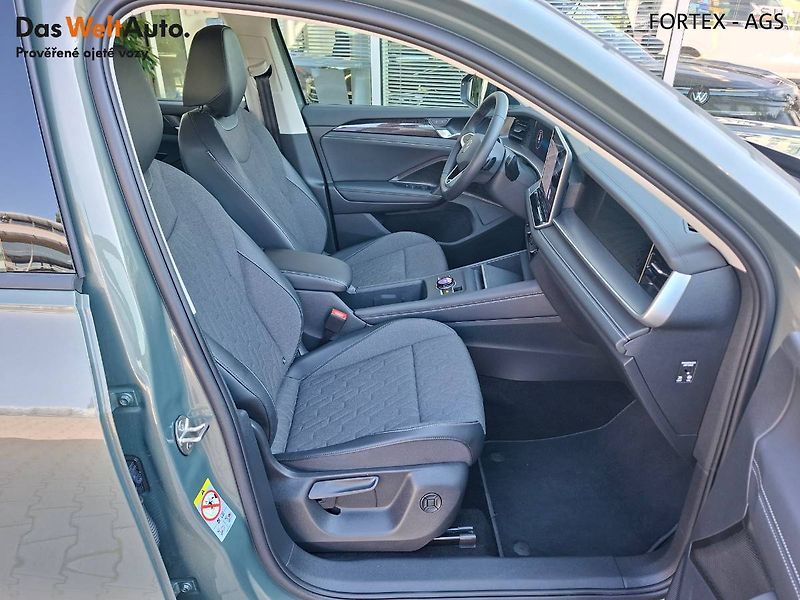 Volkswagen Tayron (2025) 2.0 TDI,142kW,DSG,4x4,Matrix,T - fotka 16 z 31