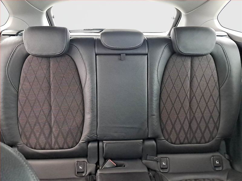 BMW X1 (2017) sDrive18d, Automat, Serv.kniha - fotka 10 z 22