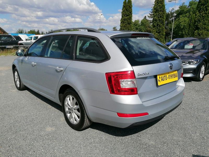 Škoda Octavia (2014) 1.4 TSi 1.majitel ČR - fotka 5 z 20