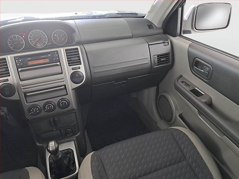 Nissan X-Trail (2006) 2.2 dCi, po STK, Tažné - fotka 8 z 14