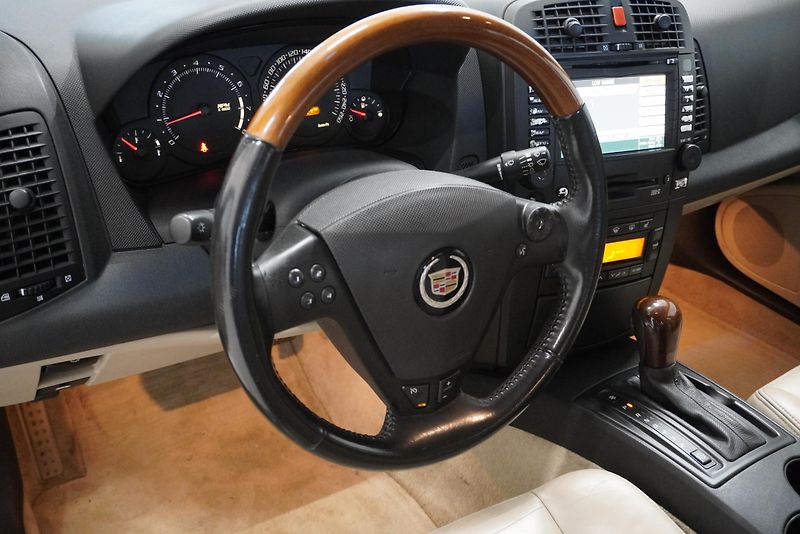 Cadillac CTS 3.2I V6 SPORT LUXURY AUTOMAT - fotka 13 z 34